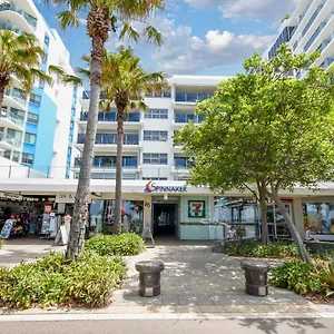 Spinnaker 6 Mooloolaba